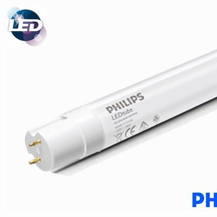 LED lysrör T8 Ø26mm. Tillverkare PHILIPS. Bilden är tagen snett uppifrån med sockel g13 i förgrunden. Philips logotype syns tryckt på LED-Lysröret. LED-Lysröret har vitbakgrund.